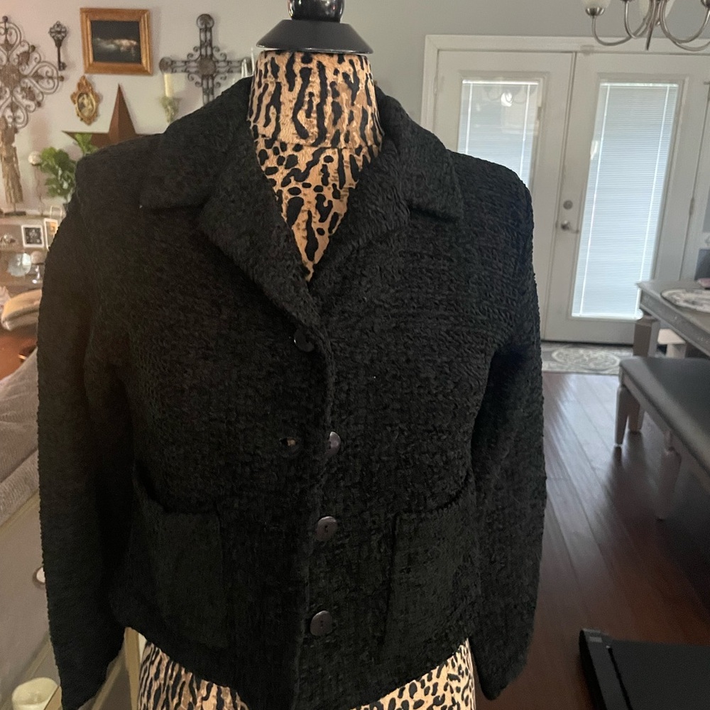 Elegant Black Textured Women's Blazer